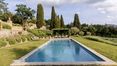 Rolling Hills Italy - Charmante villa historique avec piscine près de Cortona.