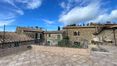 Rolling Hills Italy - Fabulous panoramic apartments for sale in Montalcino