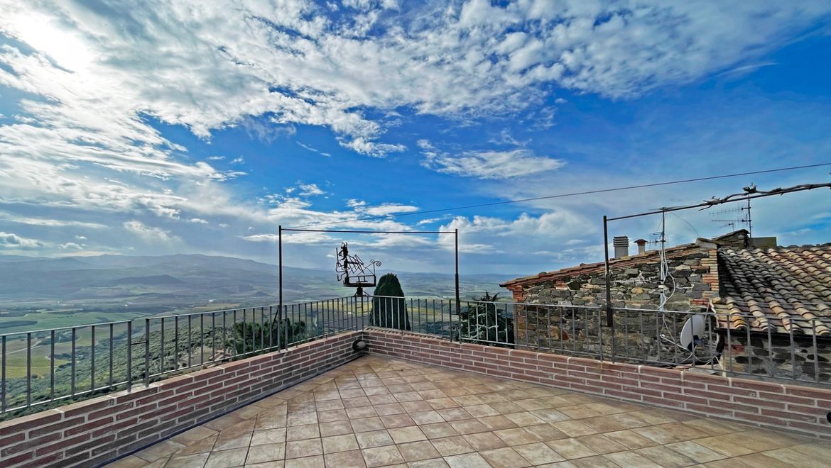 Rolling Hills Italy - Favolosi appartamenti panoramici in vendita a Montalcino