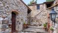 Rolling Hills Italy - Bauernhaus mit Pool zu verkaufen in Castellina in Chianti