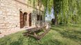 Rolling Hills Italy - Holiday-farm for sale near Siena.