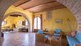 Rolling Hills Italy - Country house for sale between Murlo and Buonconvento