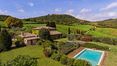 Rolling Hills Italy - For sale lovely farmhouse close to Pienza, Tuscany.