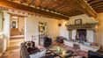 Rolling Hills Italy - Vendesi splendido casale con piscina a Monterchi,Toscana.