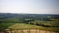 Rolling Hills Italy - For sale property in the Crete Senesi near Siena.