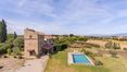 Rolling Hills Italy -  A vendre belle tour en pierre avec piscine à débordement à