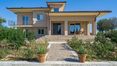 Rolling Hills Italy - For sale luxury villa in the countryside of Arezzo, Tuscany.
