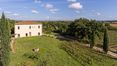 Rolling Hills Italy - Zu verkaufen eine Touristenunterkunft in Montepulciano.