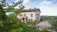 Rolling Hills Italy - For sale a lovely farmhouse in Montepulciano, Tuscany.