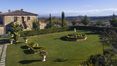 Rolling Hills Italy - Vendesi elegante struttura ricettiva con piscina in Toscana.