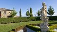 Rolling Hills Italy - For sale an elegant tourist accommodation in Tuscany.