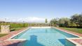 Rolling Hills Italy - Vendesi elegante struttura ricettiva con piscina in Toscana.