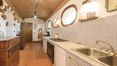Rolling Hills Italy - Elegante villa con piscina a Castiglione del Lago, Umbria.