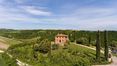 Rolling Hills Italy - Belle maison en brique avec piscine à Monteroni d'Arbia.