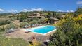 Rolling Hills Italy - Due splendidi casali in pietra con piscina in Umbria.