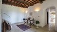 Rolling Hills Italy - Due splendidi casali in pietra con piscina in Umbria.
