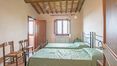 Rolling Hills Italy - Country house divided into 5 apartments with pool in Umbria.