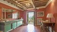 Rolling Hills Italy - Plastered farmhouse with  pool in Città di Castello, Umbria.