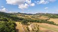 Rolling Hills Italy - Halb renoviertes Bauernhaus mit Blick auf Montepulciano.