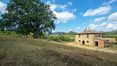 Rolling Hills Italy - Belle ferme semi rénovée avec vue sur Montepulciano.