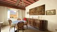 Rolling Hills Italy - Penthouse for sale in the historic center of Montepulciano.