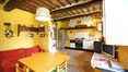 Rolling Hills Italy - Charming farmhouse for sale in Montepulciano, Siena.