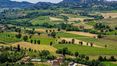 Rolling Hills Italy - Splendida tenuta con piscina in Toscana