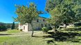 Rolling Hills Italy - In Radicofani, for sale farm of 377 sqm, for a total of 4 bedrooms and 5 bathrooms, with swimming pool and land of approx. 37 ha 