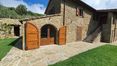 Rolling Hills Italy - For sale elegant farmhouse with views of Cortona, Arezzo.