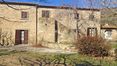 Rolling Hills Italy - Vendesi splendido casale in pietra a Cortona, Arezzo.