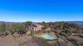 Rolling Hills Italy - Vente ferme toscane avec piscine et vue magnifique.