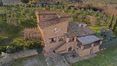 Rolling Hills Italy - Eco-sustainable farmhouse for sale in Arezzo.