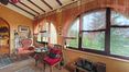 Rolling Hills Italy - Magnificent farmhouse with swimming pool for sale in Sarteano