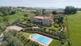 Rolling Hills Italy - Appartamento con piscina e giardino a Castiglione del Lago.