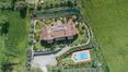 Rolling Hills Italy - Appartment with pool and garden in Castiglione del Lago.