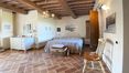 Rolling Hills Italy - Appartment with pool and garden in Castiglione del Lago.