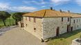 Rolling Hills Italy - For sale beautiful portion of farmhouse in Val d'Orcia.