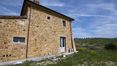 Rolling Hills Italy - Neugebautes Bauernhaus mit Park und Land zu verkaufen.