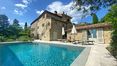 Rolling Hills Italy - Partie lumineuse avec piscine à Castiglion Fiorentino.