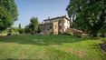 Rolling Hills Italy - Ancienne villa avec parc et piscine à vendre à Cortona.