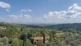 Rolling Hills Italy - Attraktive Villa mit Garten in Montepulciano zu verkaufen.
