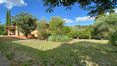 Rolling Hills Italy - For sale interesting villa with garden in Montepulciano.