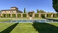 Rolling Hills Italy - Magnificent property with pool near Arezzo.