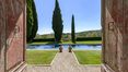 Rolling Hills Italy - Majestueuse propriété avec piscine près d'Arezzo.