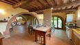 Rolling Hills Italy - Beautiful farm for sale in the countryside of Cortona.