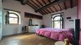 Rolling Hills Italy - Charming semi-detached villa portion in Buonconvento