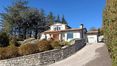 Rolling Hills Italy - Elegante Villa mit Pool und Panoramablick auf den See.