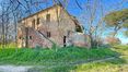Rolling Hills Italy - Interesting farmhouse to renovate in Montepulciano