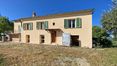 Rolling Hills Italy - Charming detached house for Sale near Montepulciano.