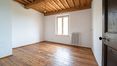 Rolling Hills Italy - Charming detached house for Sale near Montepulciano.